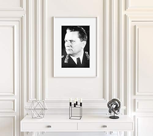 БЕЗКРАЙНИ СНИМКИ Снимка: Иосип Броз Тито | Президент на Югославия | 1948 | Исторически възпроизвеждане на снимки